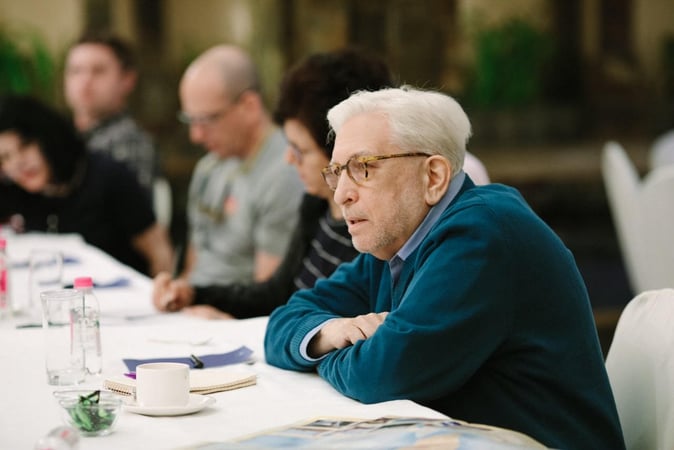 Larry Simon at a teaching a seminar in India